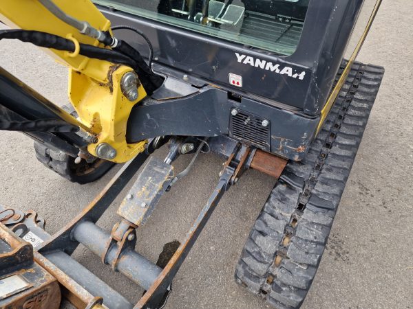 Yanmar SV18 (2 tonnes) agri-tract